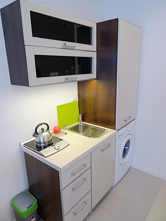 Apartamenty Metro Mlociny Варшава Номер фото